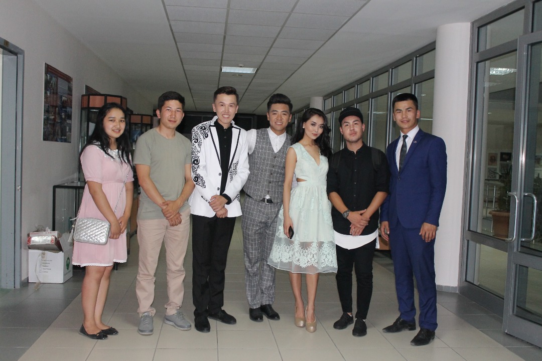 2b89c50e-ab19-49af-a972-b78e3cce00fe.jpg